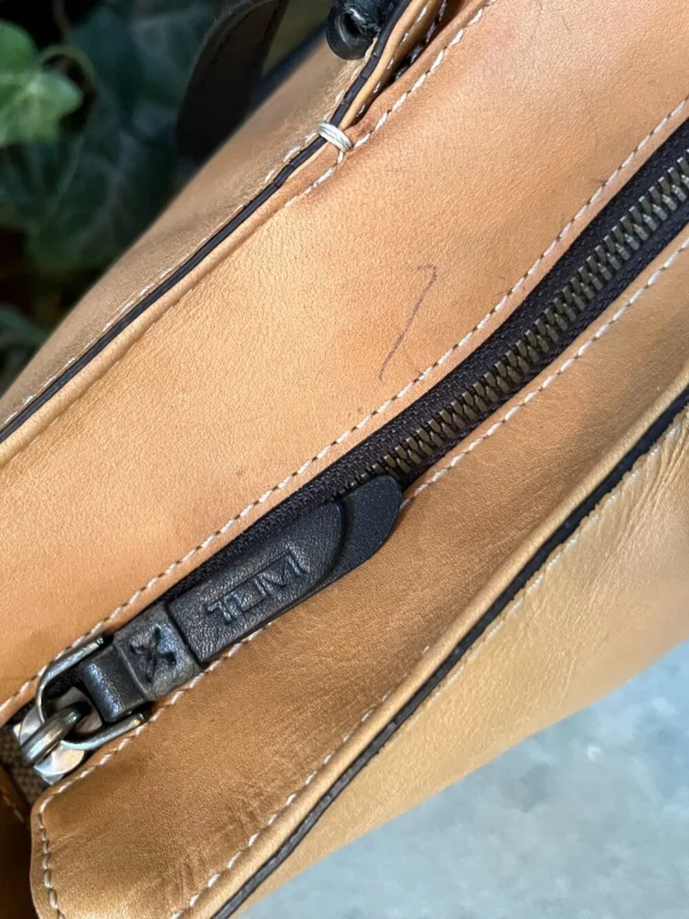 Tumi Sycamore Tote Bag In Bridle Leather Santa Monica Collection Large Purse
